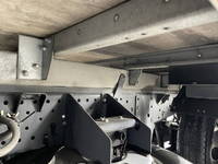 いすゞエルフアルミバン小型（2t・3t）[写真18]