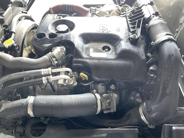 いすゞエルフアルミバン小型（2t・3t）[写真22]