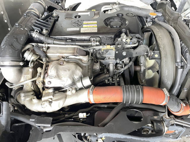 いすゞエルフアルミバン小型（2t・3t）[写真23]