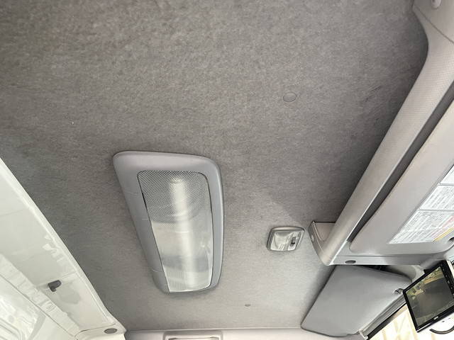 いすゞエルフアルミバン小型（2t・3t）[写真31]