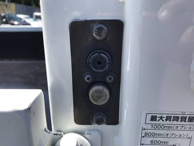 日野デュトロ平ボディ小型（2t・3t）[写真15]