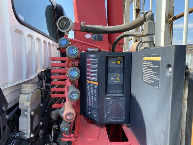 三菱ふそうファイタークレーン6段中型（4t）[写真12]