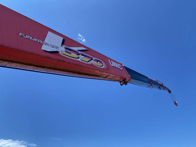 三菱ふそうファイタークレーン6段中型（4t）[写真16]