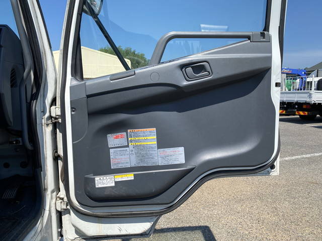 三菱ふそうファイタークレーン6段中型（4t）[写真29]