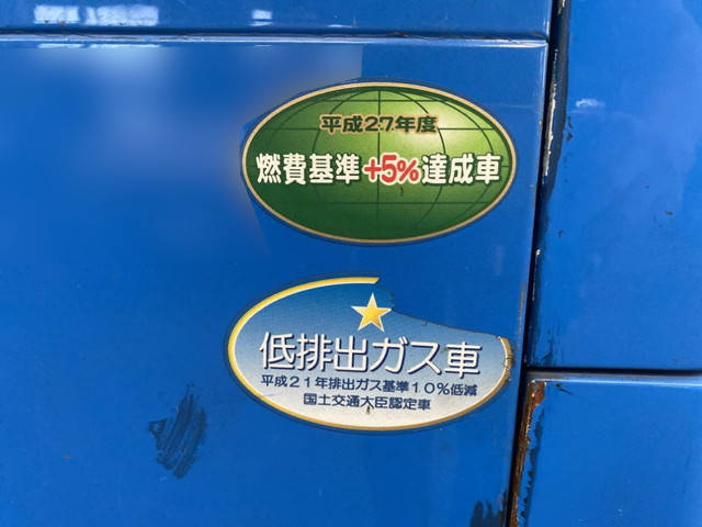 いすゞエルフ高圧洗浄車小型（2t・3t）[写真15]