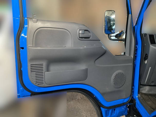 いすゞエルフ高圧洗浄車小型（2t・3t）[写真25]