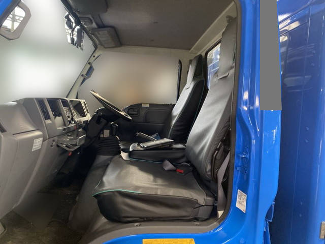 いすゞエルフ高圧洗浄車小型（2t・3t）[写真27]