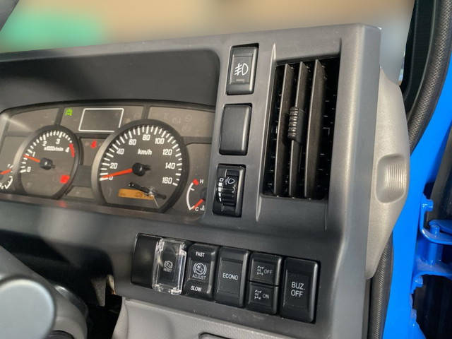 いすゞエルフ高圧洗浄車小型（2t・3t）[写真33]