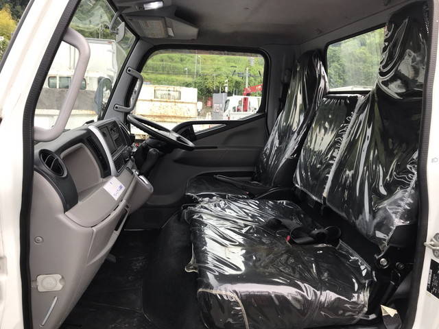 三菱ふそうキャンタークレーン4段小型（2t・3t）[写真30]