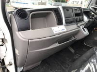 三菱ふそうキャンタークレーン4段小型（2t・3t）[写真32]