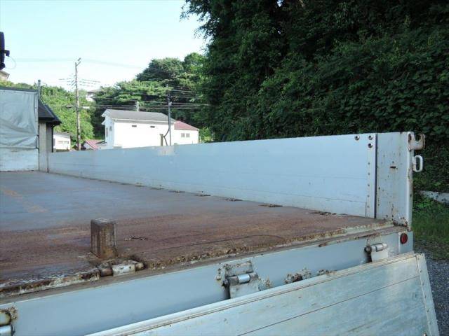 三菱ふそうスーパーグレートクレーン4段大型（10t）[写真11]