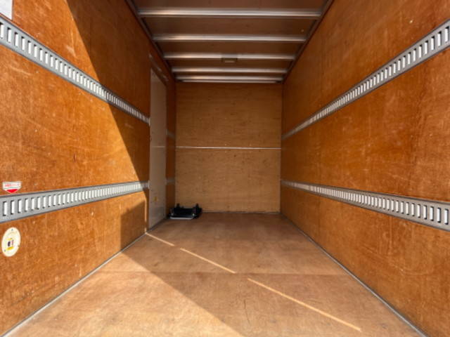 いすゞエルフアルミバン小型（2t・3t）[写真05]