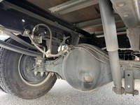 いすゞエルフアルミバン小型（2t・3t）[写真07]