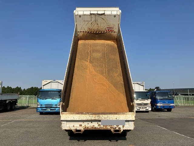 三菱ふそうスーパーグレートダンプ大型（10t）[写真10]