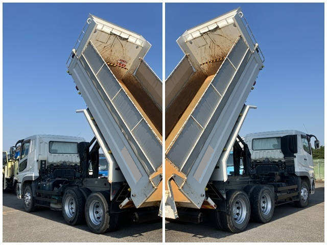 三菱ふそうスーパーグレートダンプ大型（10t）[写真11]