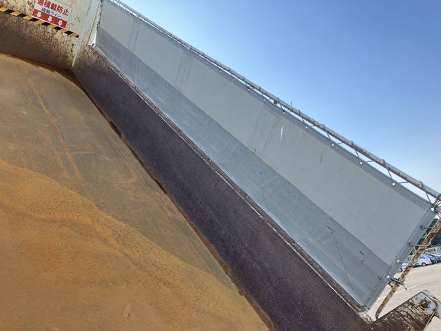 三菱ふそうスーパーグレートダンプ大型（10t）[写真14]