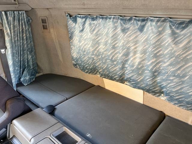 三菱ふそうスーパーグレートダンプ大型（10t）[写真36]