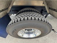 いすゞフォワード冷凍車（冷蔵車）中型（4t）[写真15]