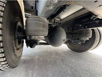 いすゞフォワード冷凍車（冷蔵車）中型（4t）[写真17]