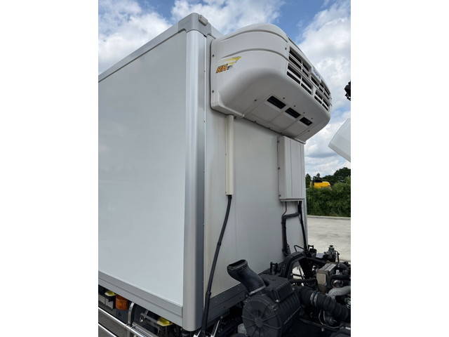 いすゞフォワード冷凍車（冷蔵車）中型（4t）[写真06]