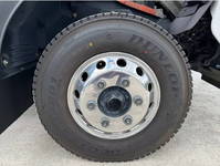 いすゞフォワード冷凍車（冷蔵車）中型（4t）[写真08]