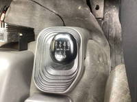 いすゞフォワードコンテナ専用車中型（4t）[写真13]