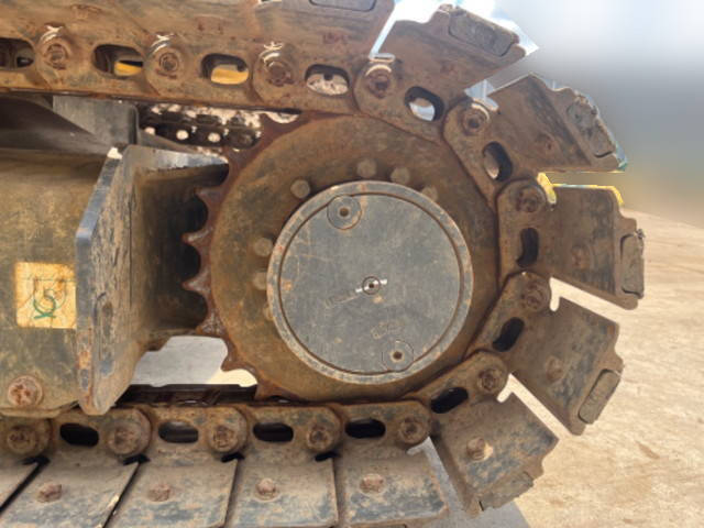 コマツミニユンボ（ミニバックホー）[写真06]