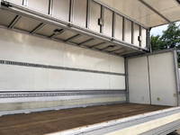 UDトラックスコンドルアルミウイング中型（4t）[写真13]