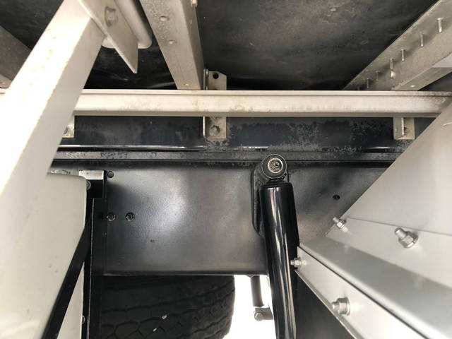 UDトラックスコンドルアルミウイング中型（4t）[写真19]