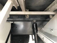 UDトラックスコンドルアルミウイング中型（4t）[写真19]