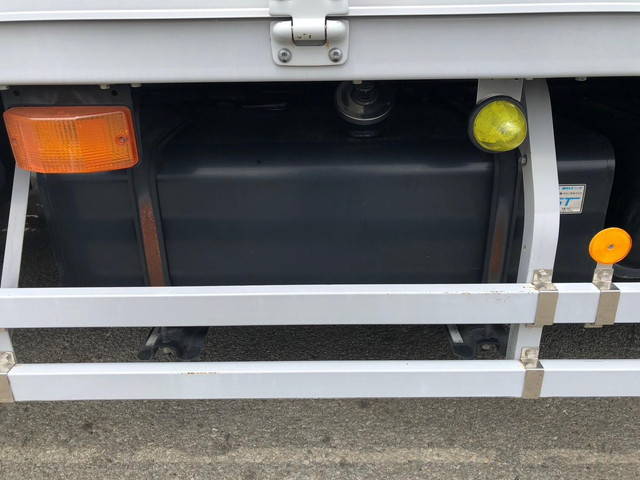 UDトラックスコンドルアルミウイング中型（4t）[写真23]