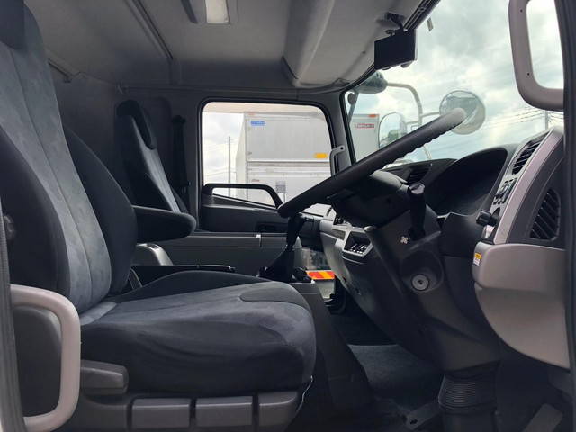 UDトラックスコンドルアルミウイング中型（4t）[写真24]