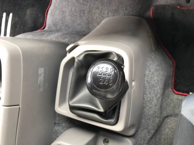 UDトラックスコンドルアルミウイング中型（4t）[写真29]