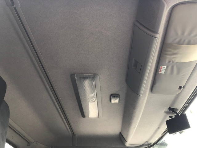 UDトラックスコンドルアルミウイング中型（4t）[写真34]