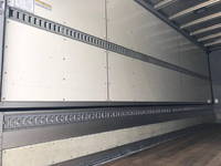 UDトラックスコンドルアルミウイング中型（4t）[写真08]