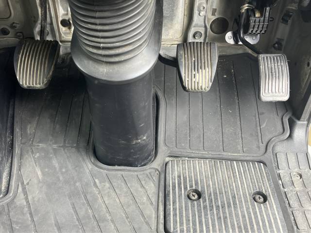 日野レンジャー深ダンプ（土砂禁ダンプ）中型（4t）[写真13]