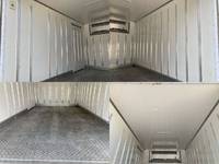 いすゞエルフ冷凍車（冷蔵車）小型（2t・3t）[写真12]