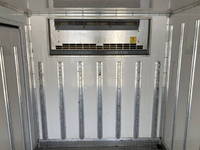 いすゞエルフ冷凍車（冷蔵車）小型（2t・3t）[写真13]