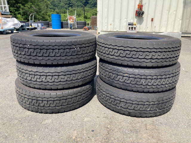 いすゞエルフ冷凍車（冷蔵車）小型（2t・3t）[写真18]