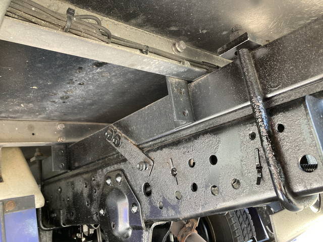 いすゞエルフ冷凍車（冷蔵車）小型（2t・3t）[写真21]