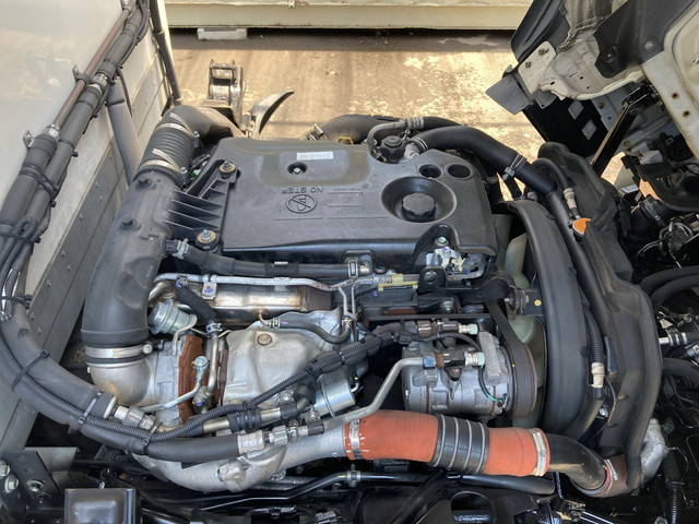 いすゞエルフ冷凍車（冷蔵車）小型（2t・3t）[写真25]