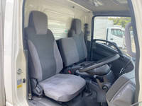 いすゞエルフ冷凍車（冷蔵車）小型（2t・3t）[写真29]