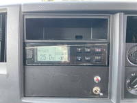 いすゞエルフ冷凍車（冷蔵車）小型（2t・3t）[写真36]