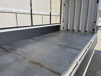 日産アトラス幌ウイング小型（2t・3t）[写真11]