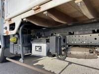 日産アトラス幌ウイング小型（2t・3t）[写真17]