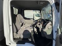 日産アトラス幌ウイング小型（2t・3t）[写真28]