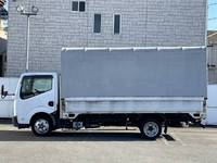 日産アトラス幌ウイング小型（2t・3t）[写真06]