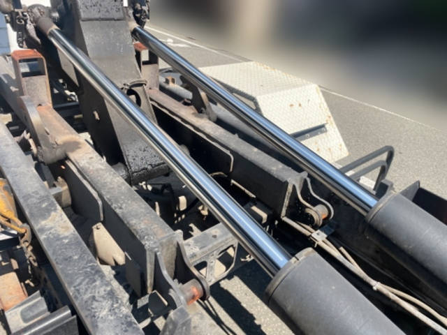 三菱ふそうファイターコンテナ専用車中型（4t）[写真12]