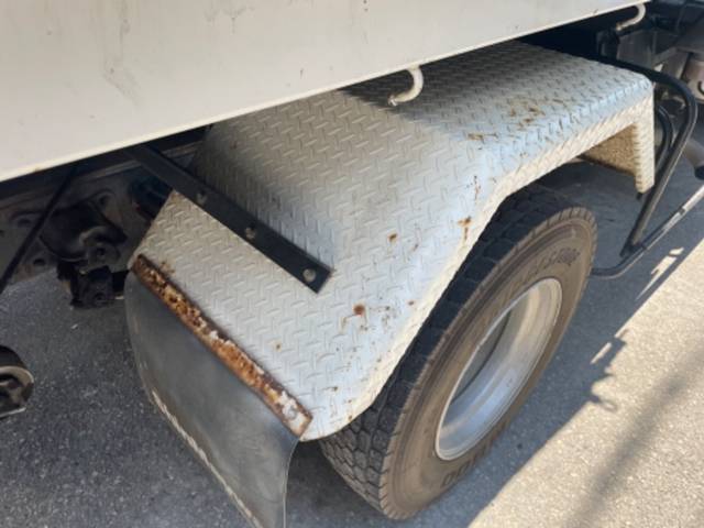 三菱ふそうファイターコンテナ専用車中型（4t）[写真25]