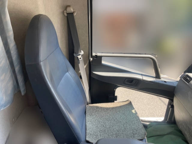 三菱ふそうファイターコンテナ専用車中型（4t）[写真35]